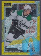 2020-21 O-Pee-Chee Platinum Yellow Traxx 175/249 Miro Heiskanen #44